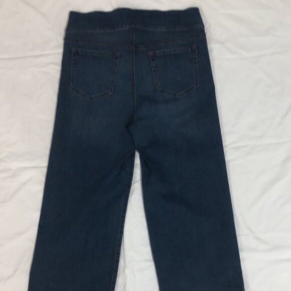 Wide Leg Cropped Jeans - Picture 1 of 5